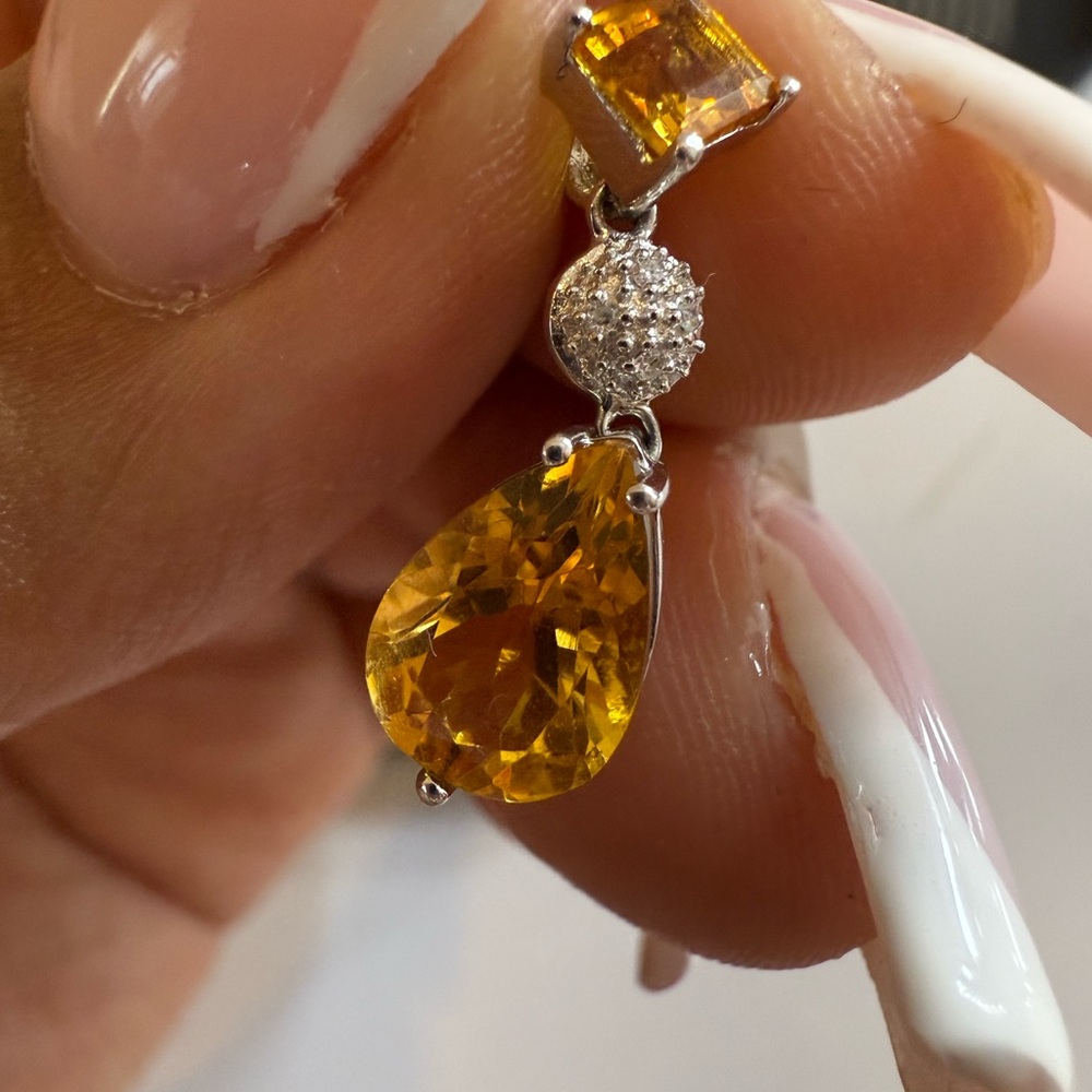 14k citrine pendant with diamonds